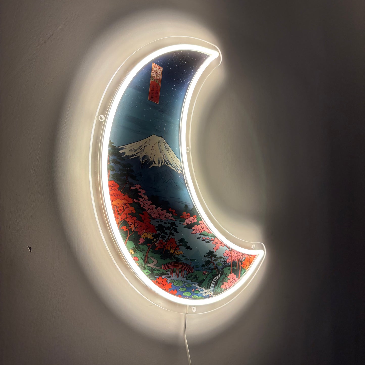 Mont Fuji Croissant de Lune, inspiré Ukiyo-e | Art mural néon LED